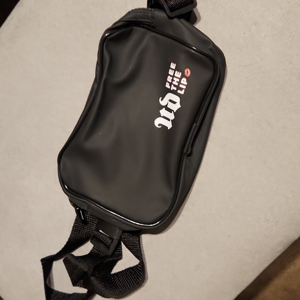 Urban Decay fanny pack